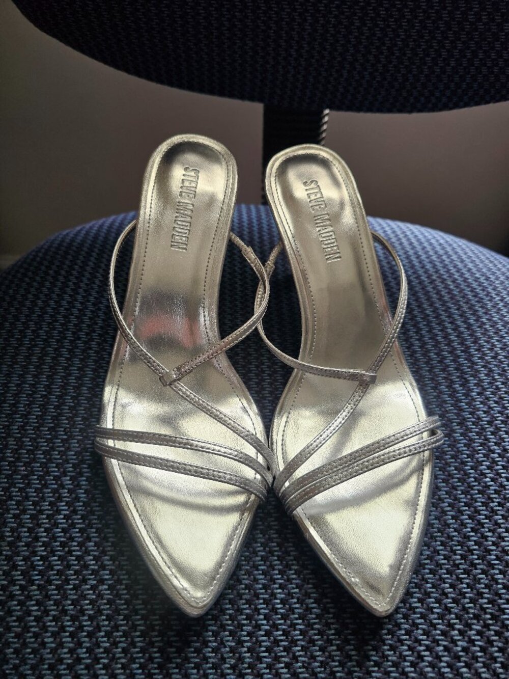 Steve Madden Senses silver leather strappy mules